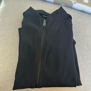 Athleta ribbed salutation black 2X jacket